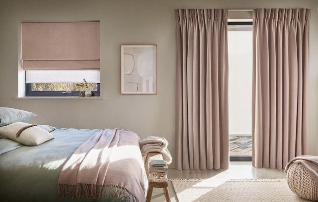 Hometri’s Window Wonders – An Extensive Examination of Curtain and Blind Transformation